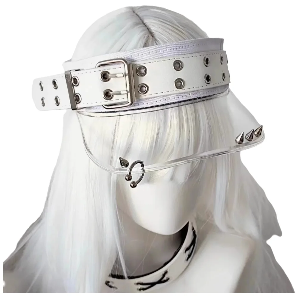 Women Fashion Hats - 오픈탑과 가죽 버클이 있는 펑크 미래지향적인