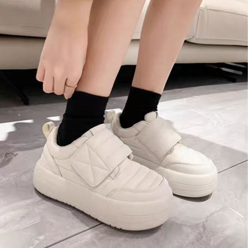 부드러운 화이트 도쿄 패션 따뜻한 플란넬 브레드 로프  - Women'S Fashion Velcro Sneakers 리뷰 및 가격