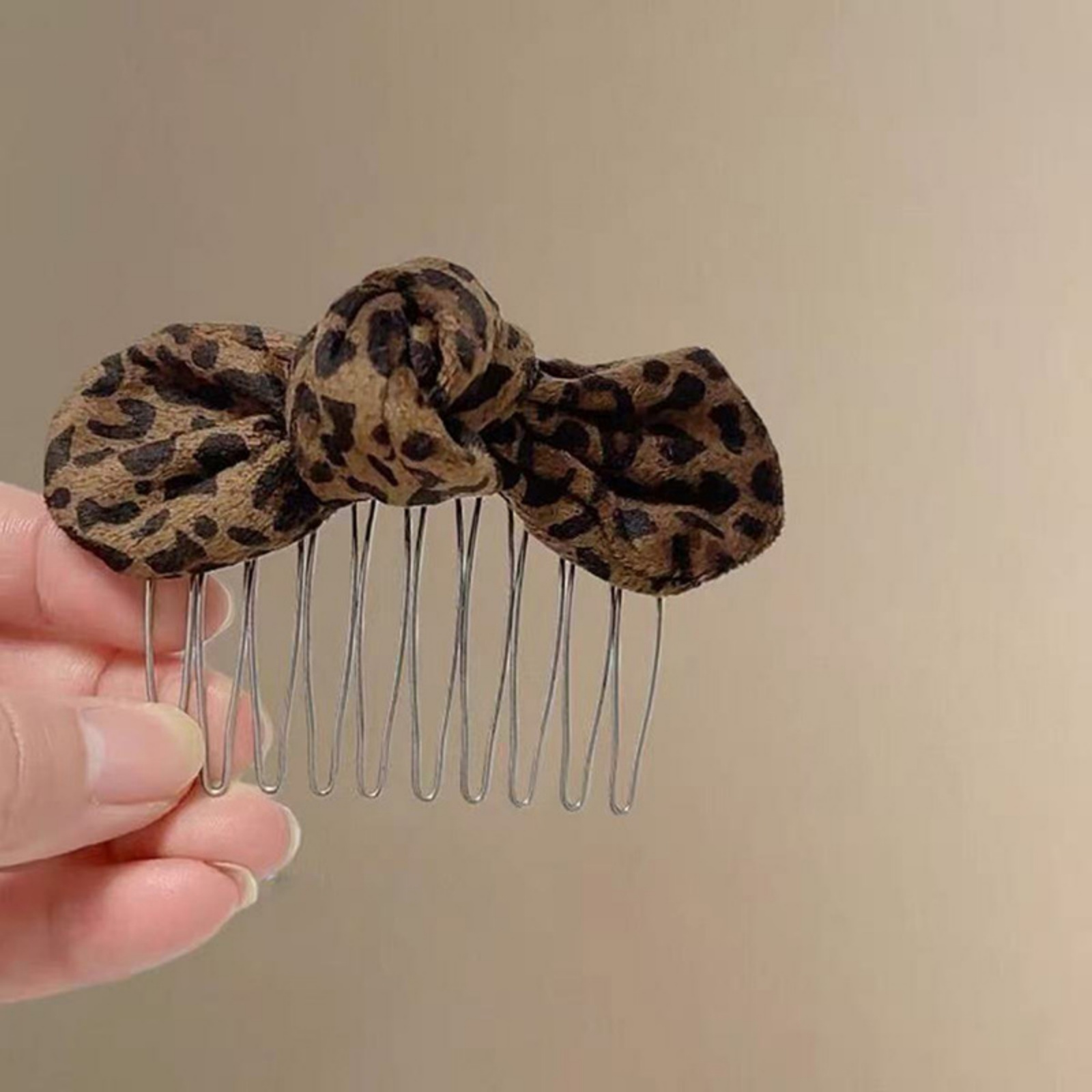 1PC 레오파드 프린트 보우 헤어 빗 여성용 귀여운 플 - Women Fashion Hair Style 리뷰 및 가격